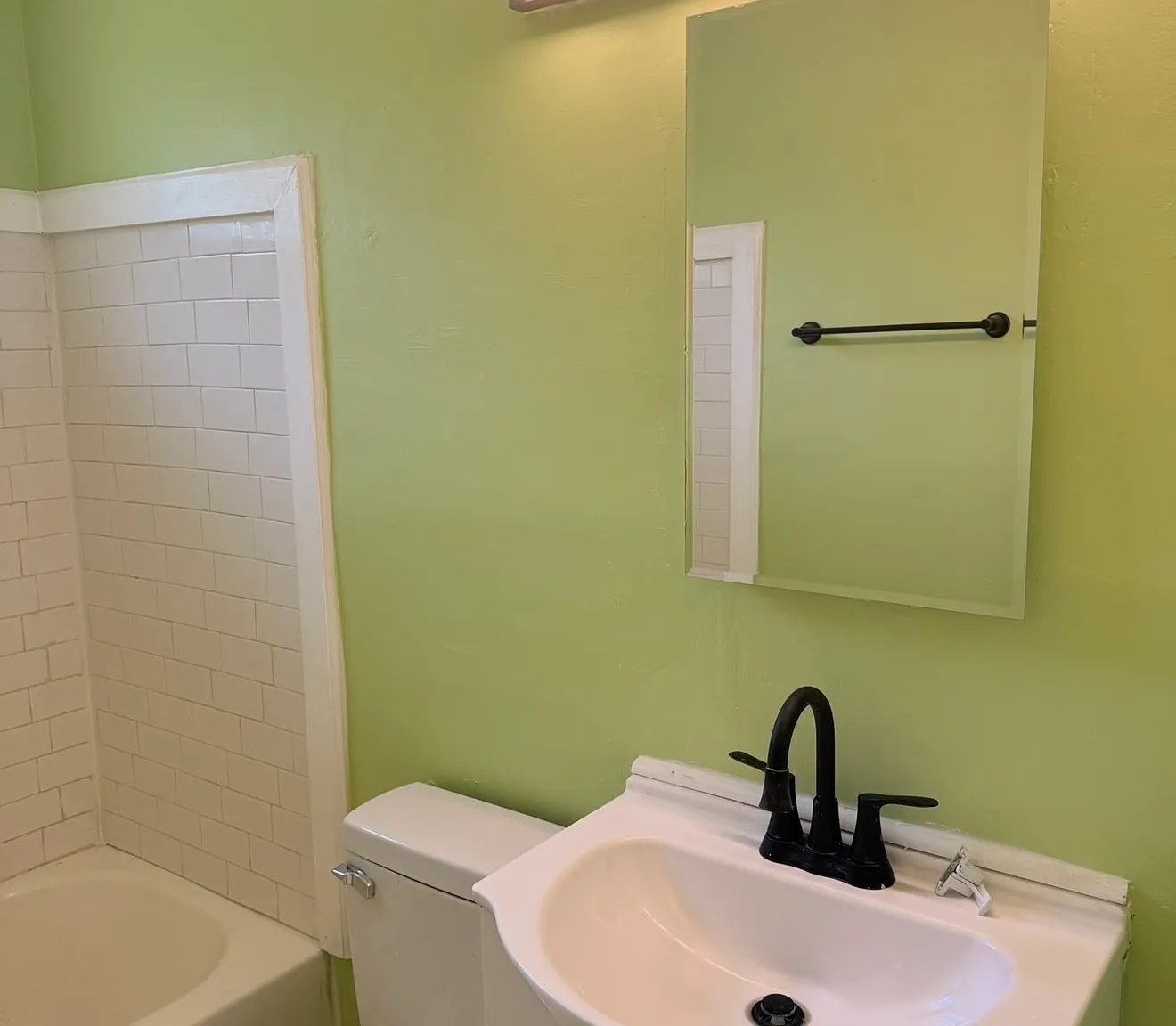 2 bed, 750 sqft, $1,395 — Photo 3