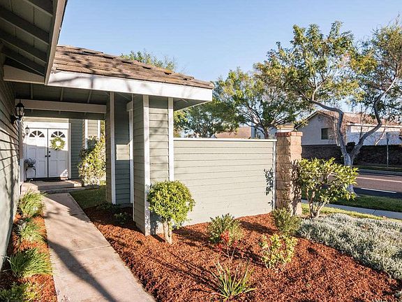 5th image of 4412 Stoneyglen Ct