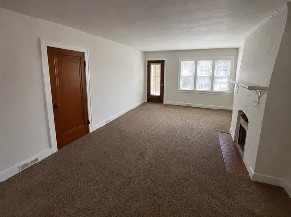 1320 Broad Blvd APT 1, Cuyahoga Falls, OH 44223