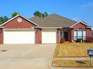 1721 S Gum Ave, Broken Arrow, OK 74012