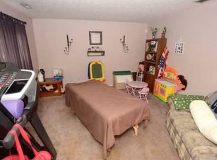 1337 Country Ridge Ln, Indianapolis, IN 46234