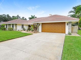 430 Rio Casa Dr N, Indialantic, FL 32903