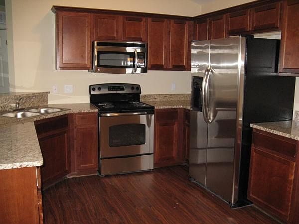 1st image of 49156 E Woods Dr