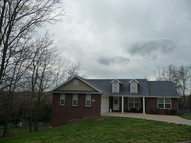 1st image of 717 Joseph Dr