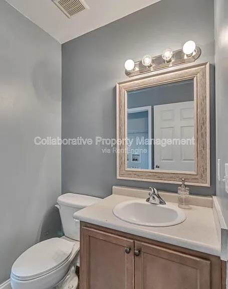 103 W Tietgen St — Photo 18
