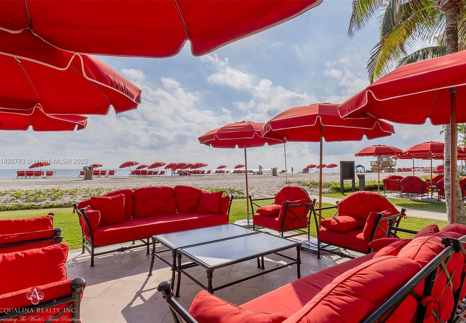 Acqualina Ocean Residence — Photo 3