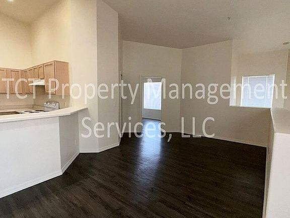 3rd image of 1406 W Emerald Ave Unit 126