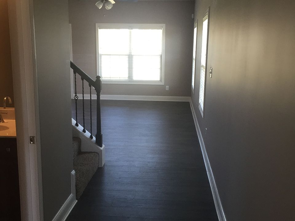 Entry way/ Half bath