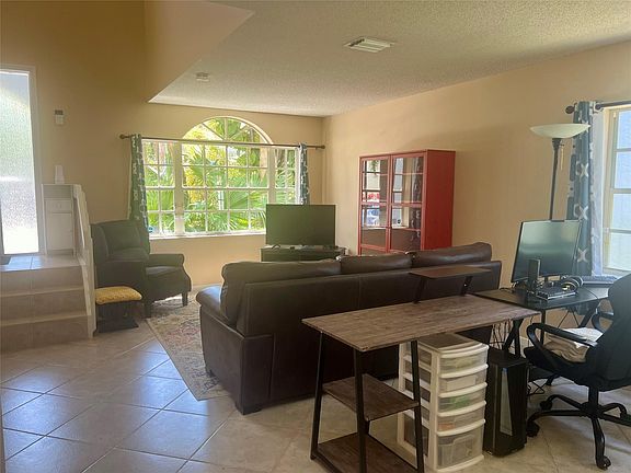 2nd image of 11755 SW 1 Street