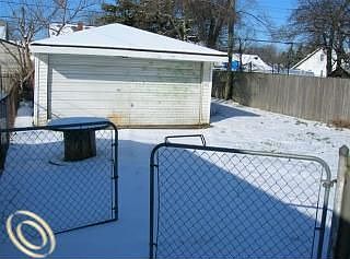2nd image of 1526 Pingree Ave