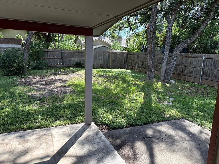 3406 Lonesome Trl — Photo 3