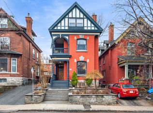 553 Gilmour St, Ottawa, ON K1R 5L5