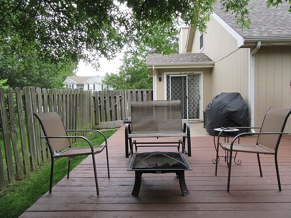 3rd image of 512 N Salsbury Ct