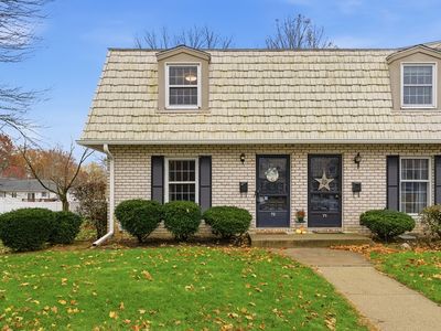 72 Plantation Dr, Agawam, MA, 01001