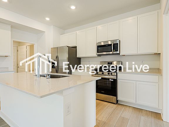 5th image of 292 Simpson Rd