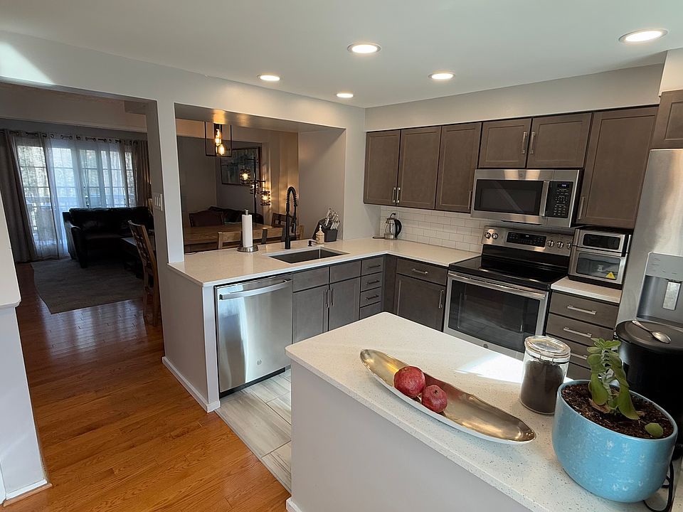 1st image of 8651 Kenosha Ct
