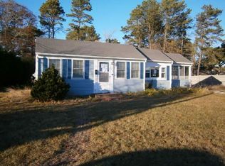 115 Breezy Point Rd, South Yarmouth, MA 02664