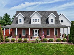 4645 Brookview Dr, Auburn, IL 62615