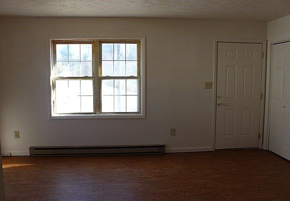 2nd image of 308 Johnston St