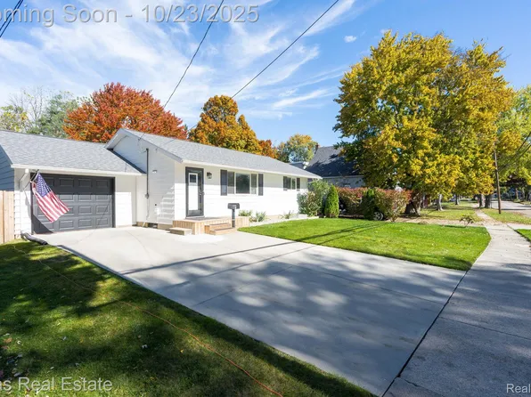 420 W 2nd St, Davison, MI 48423