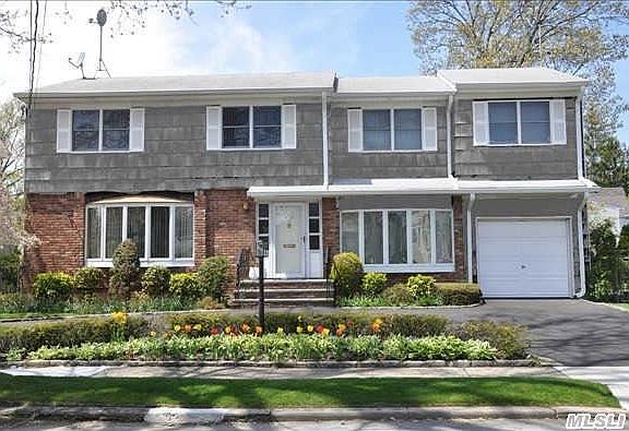 4th image of 378 N Forest Ave