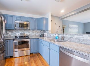 160 Shelter Rock Rd APT 7, Danbury, CT 06810