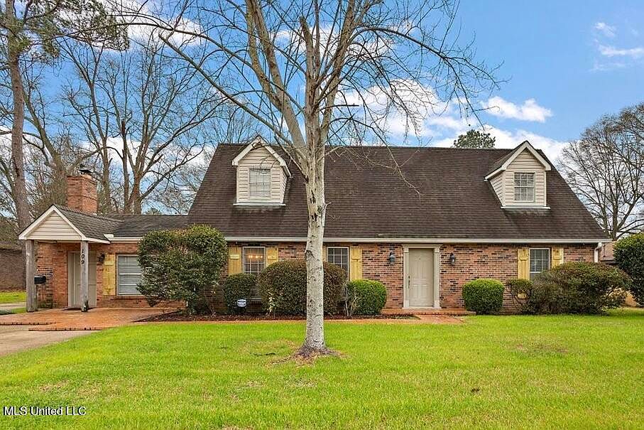 1st image of 109 Old Canton Hill Dr