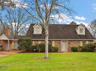 109 Old Canton Hill Dr, Jackson, MS 39211