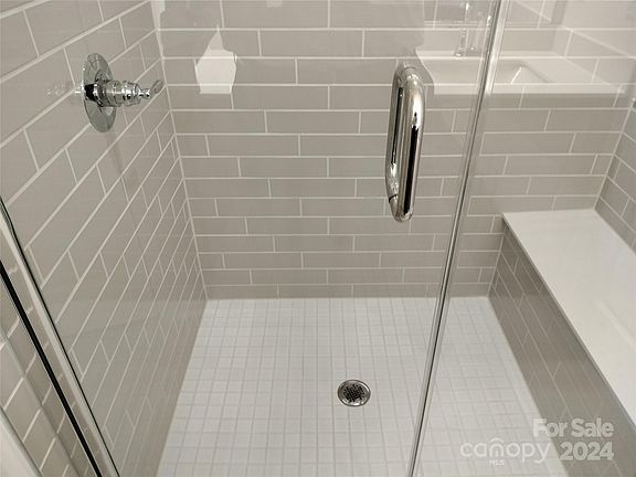 5th image of 1524 Cedar Tree Dr #39