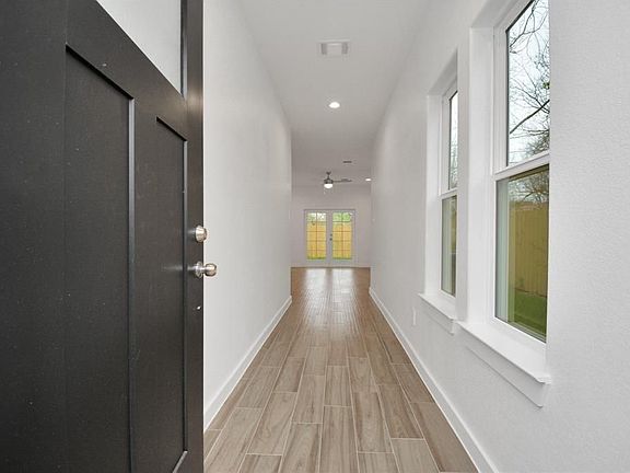 2nd image of 5314 Longmeadow St #B