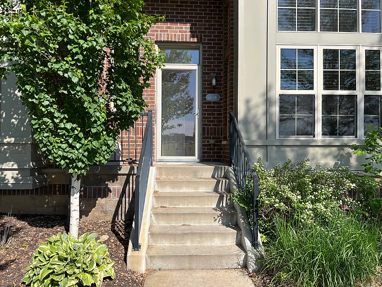 8136 Main St N — Photo 5