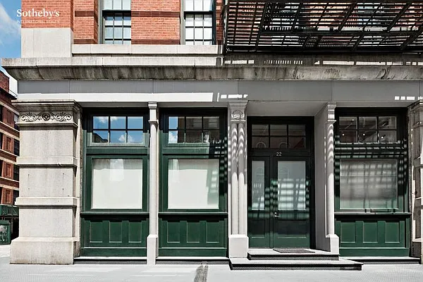 Sold by Sotheby's International Realty | media 10