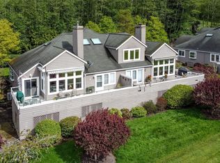 100 Fairway Ln #B, Pt Ludlow, WA