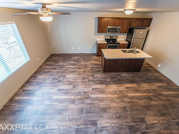 2nd image of 14352 S Cobden Ct