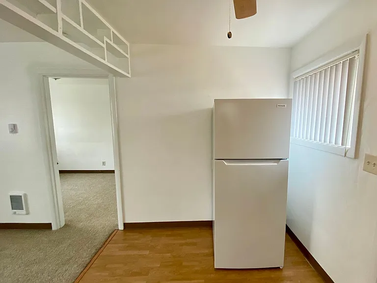 2741 Brooks Ave NE — Photo 4