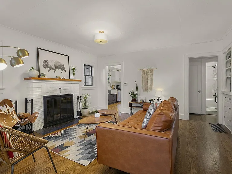 6162 E Burnside St — Photo 21
