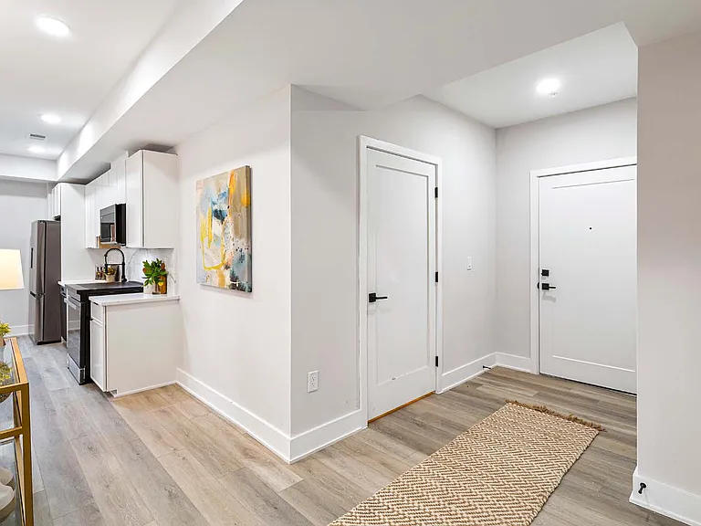 Paxton Park Apartments — Photo 57