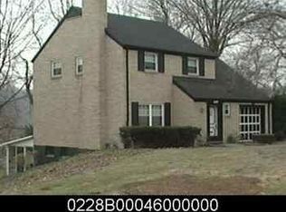 105 N Oak Hill Rd, Pittsburgh, PA 15238