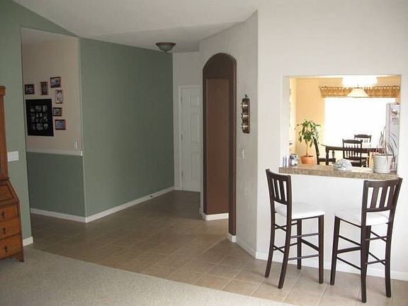 3rd image of 228 Chambers Dr