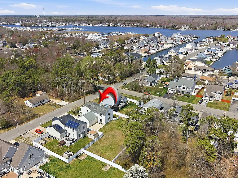 821 Bunnell St — Photo 41