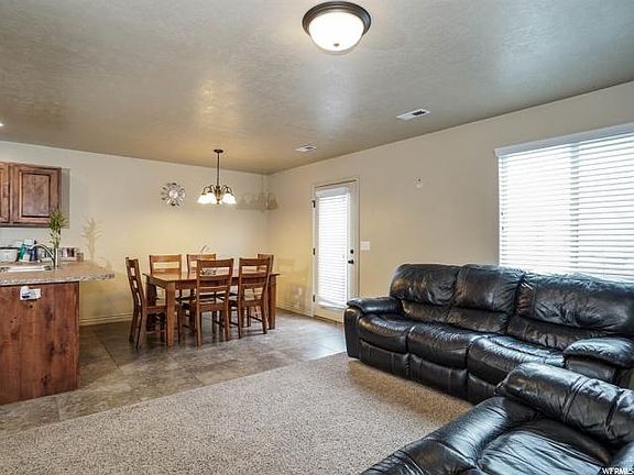 2nd image of 305 W 1975 N