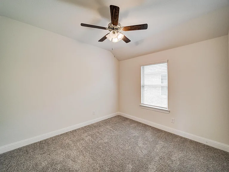 6009 Dandelion Dr — Photo 22