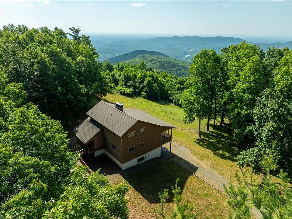 1st image of 576 Lake Vista Dr