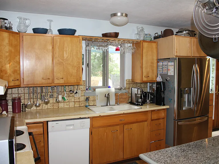 2995 Carnegie Dr — Photo 5