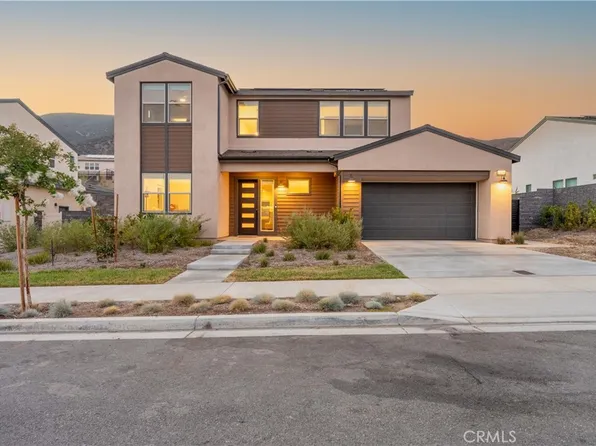 15950 Butterfly Dr, Fontana, CA 92336