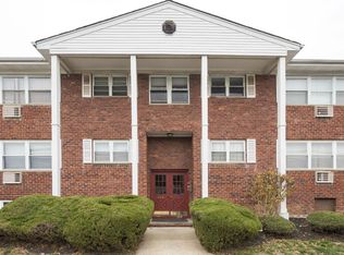 32A4 Woodedge Ave, Edison, NJ 08817