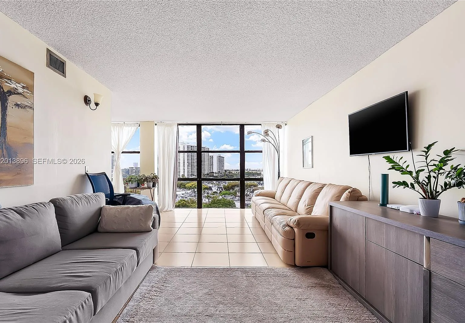 Oceanview Park Condo — Photo 3