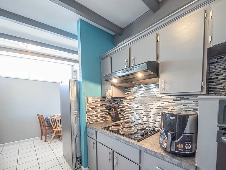 2901 Nabors Ln — Photo 40