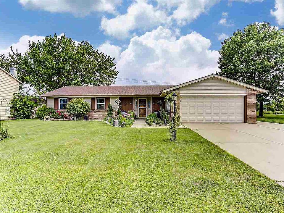 1st image of 611 Greenbriar Dr