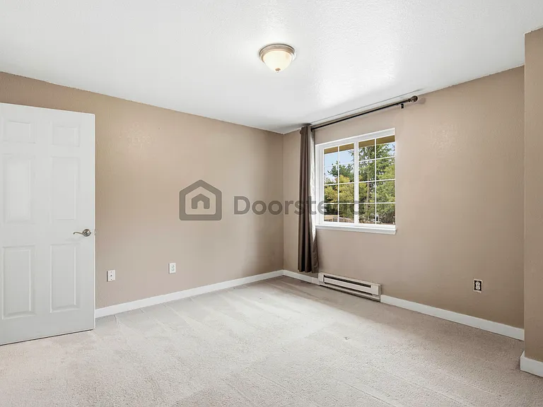 115 124th St SE #F5 — Photo 30
